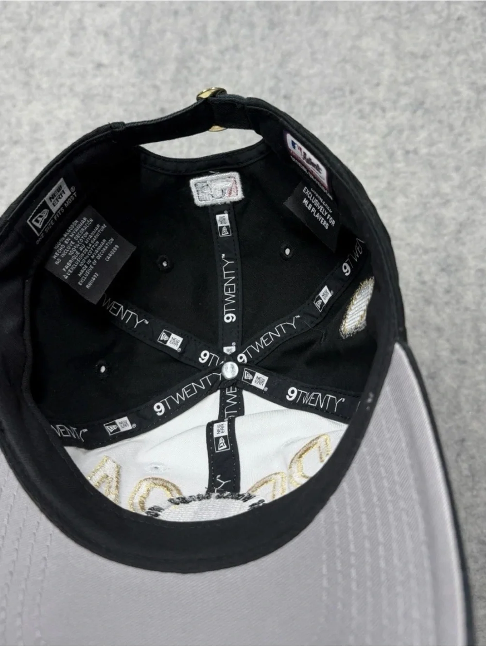 New Era 9TWENTY Los Angeles Dodgers 2024 WorldSeries Champions Hat Cap Strapback